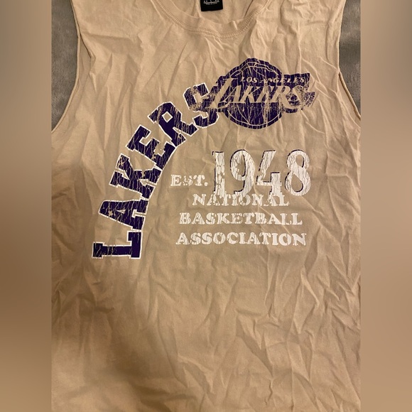 Lakers Muscle Tee - Picture 4 of 5